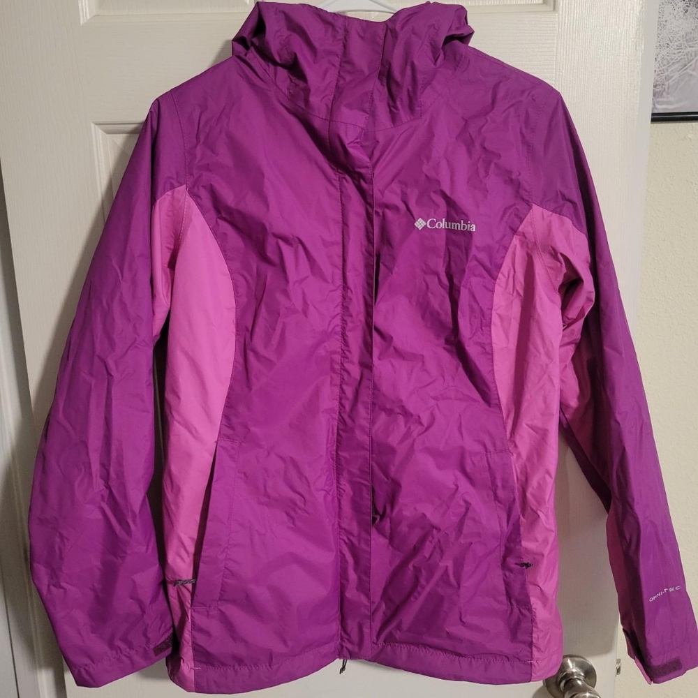 NWOT small Columbia rain jacket